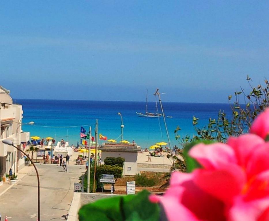 Hotel Baia Di Venere Сан-Вито-Ло-Капо Экстерьер фото