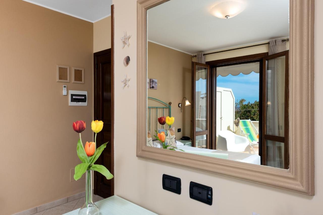 Hotel Baia Di Venere Сан-Вито-Ло-Капо Экстерьер фото
